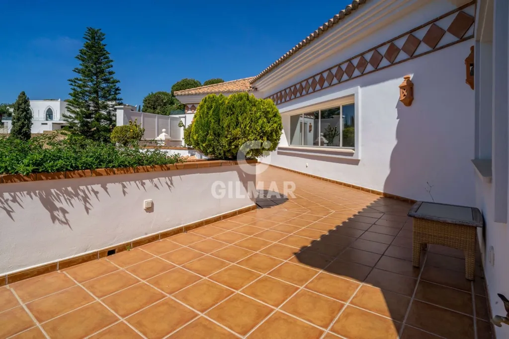 Terrass - Luxury Villa with Sea View in Benahavís