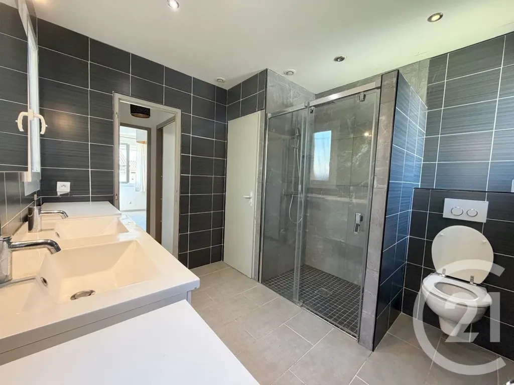 Vannitoad - House with Pool in Lunel