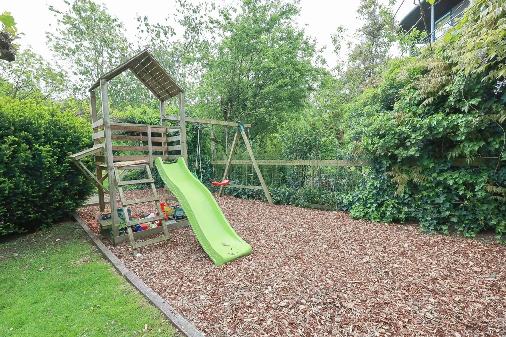 Jardin - Detached House with Garden in Purmerend