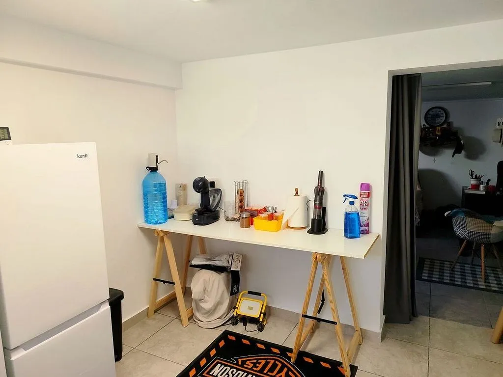 Pesuköök - Three-Bedroom House with Pool in Jacarilla