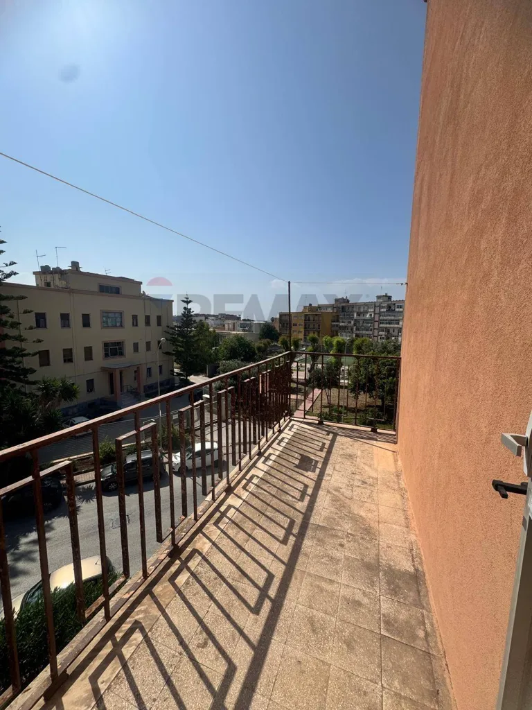 Rõdu - Spacious Apartment with Terrace in Augusta