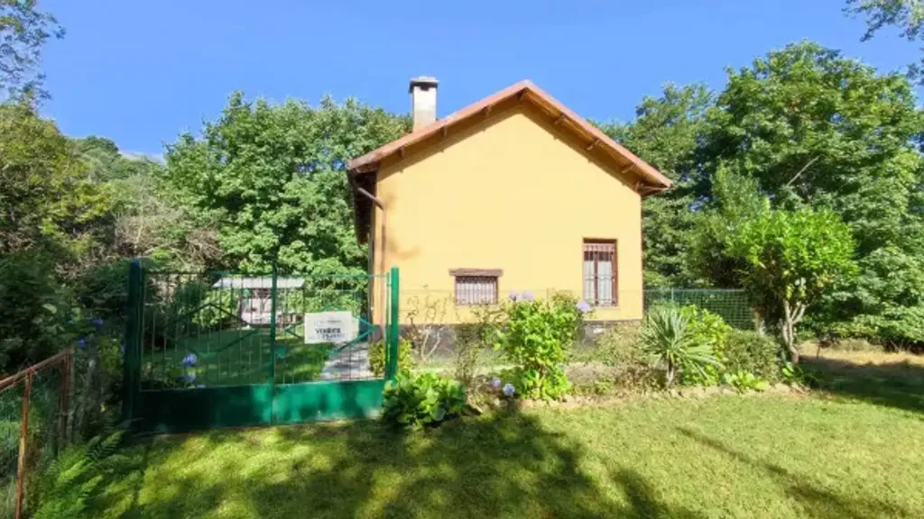 Giardino - Rustic Casale with Private Garden in Sanfront