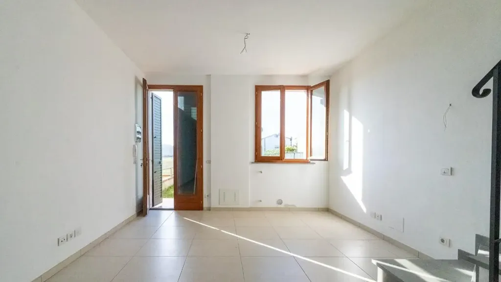 Séjour - Rearranged Apartment with Garden in Petrazzi