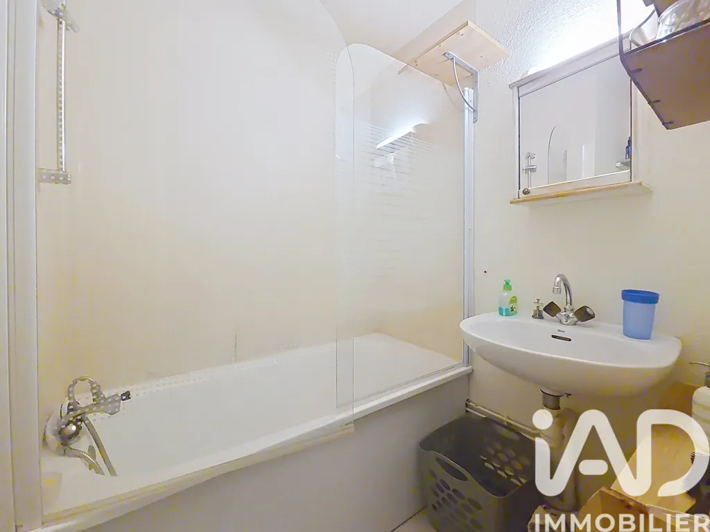 Salles de bain - Appartement pour Investisseur à Mijoux