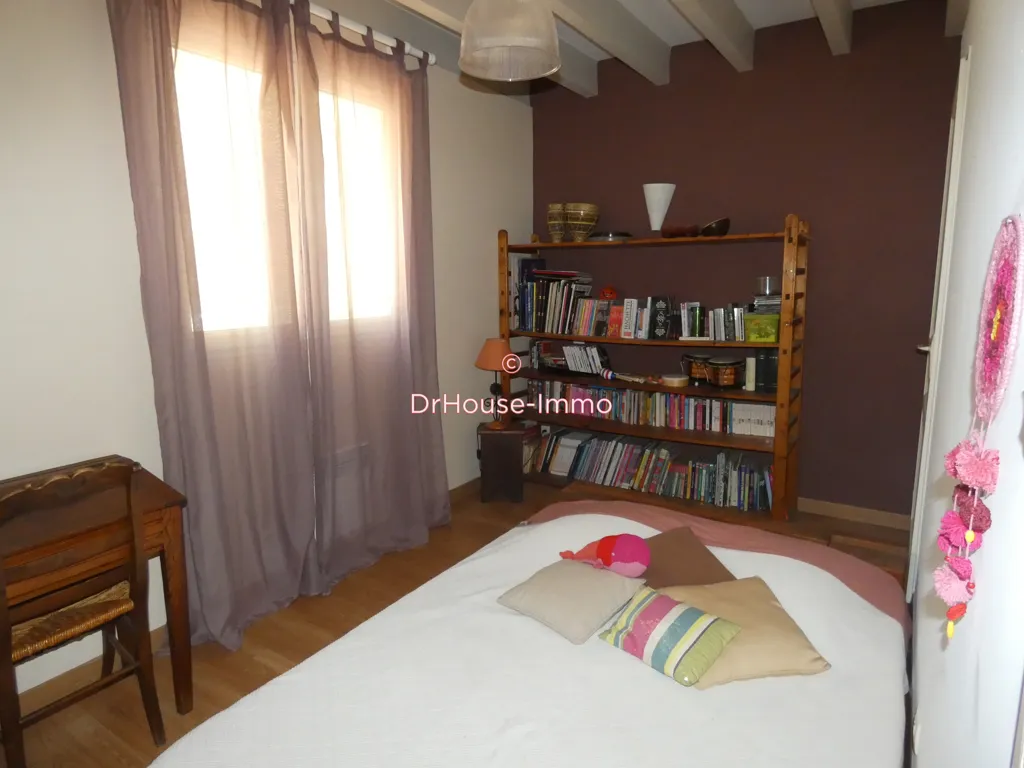 Magamistoad - Architectural Villa with Pool in Villemoustaussou