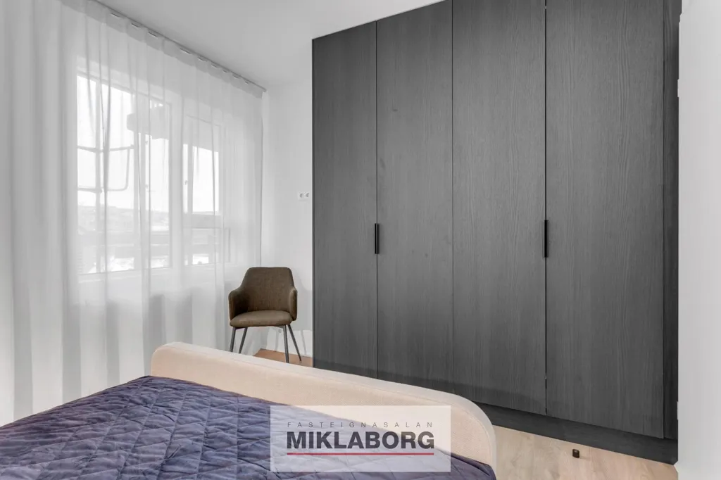 Camere da letto - Modern Apartment with Balcony in Hafnarfjörður