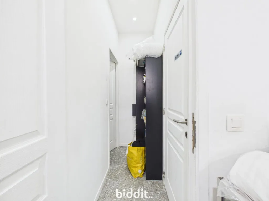 Chambres - Commerce avec Visite Virtuelle à Auderghem