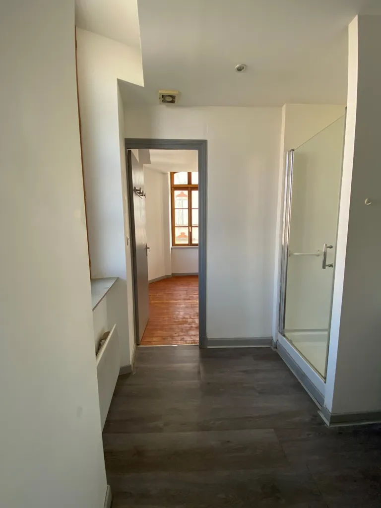 Entrée - Appartement Rénové de Type 3 au Centre de Castelnaudary