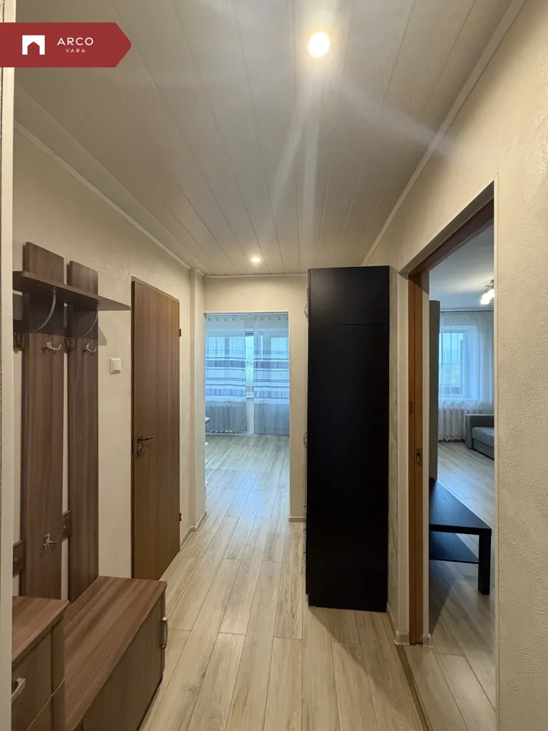 hallway_entrance