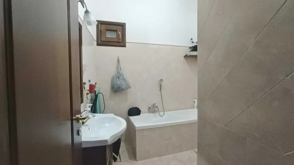 Salles de bain - Historic Apartment with Balcony in Montoro