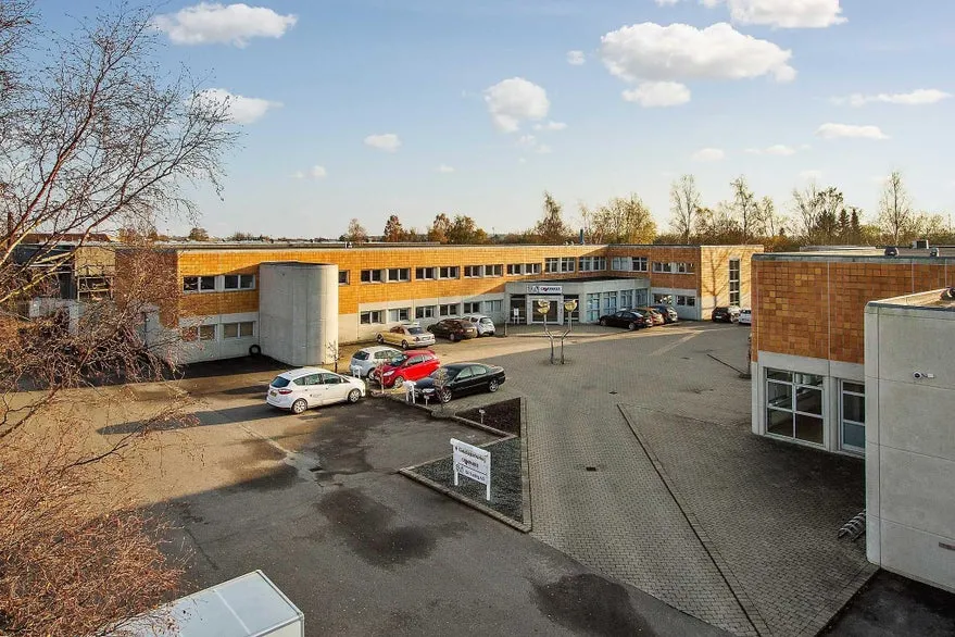 Extérieur - Office Space with Parking in Farum Business District