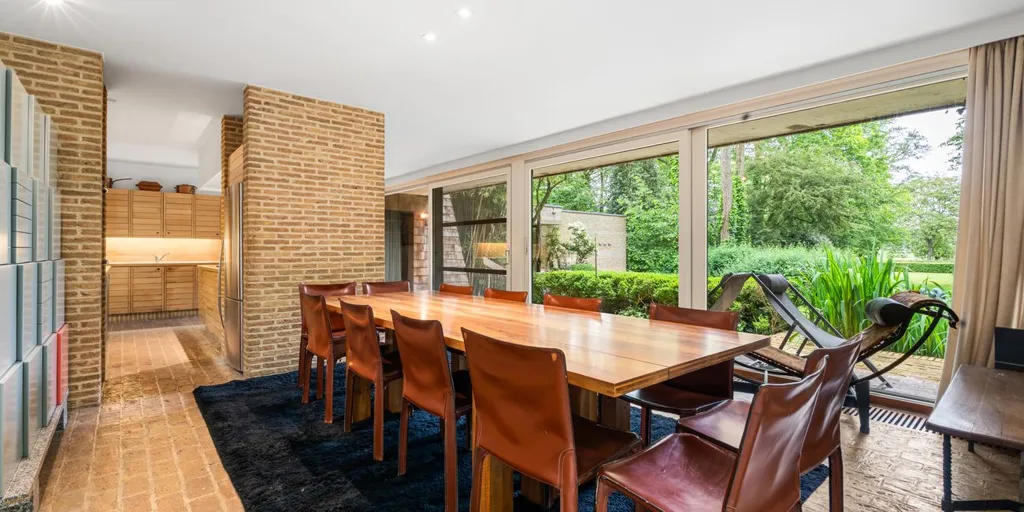 Salle à manger - Villa Architecturale avec Vue sur le Paysage à Meulebeke