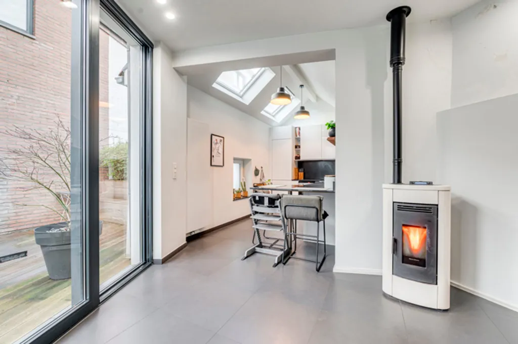 Cucina - House with Courtyard in Ittre