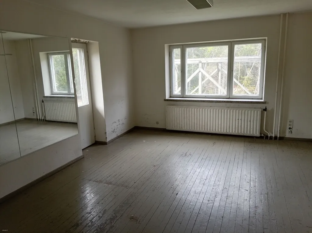 Appartement 12 pièces à FI