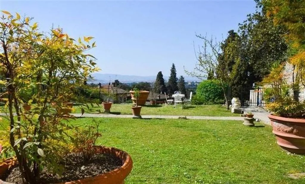Jardin - Historic Villa with Panoramic View in Fiesole