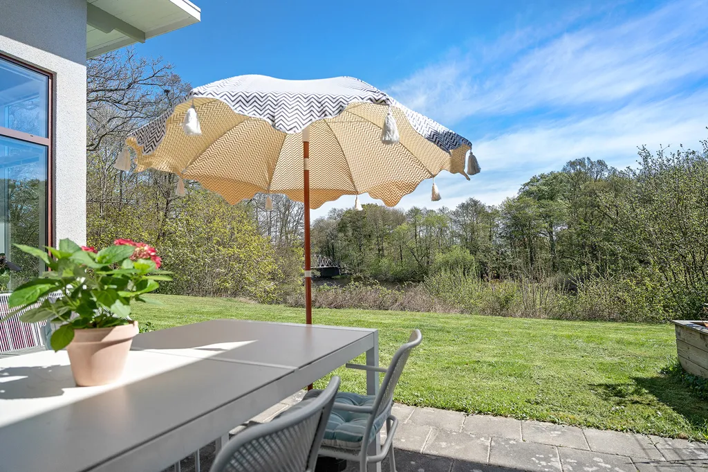 Terrass - Terraced House with River View in Lyckeby