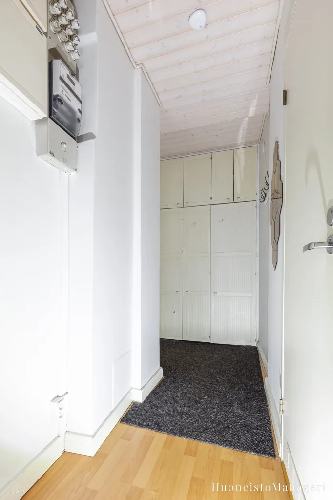 Esik - Efficient Studio with Balcony in Kamppi, Helsinki