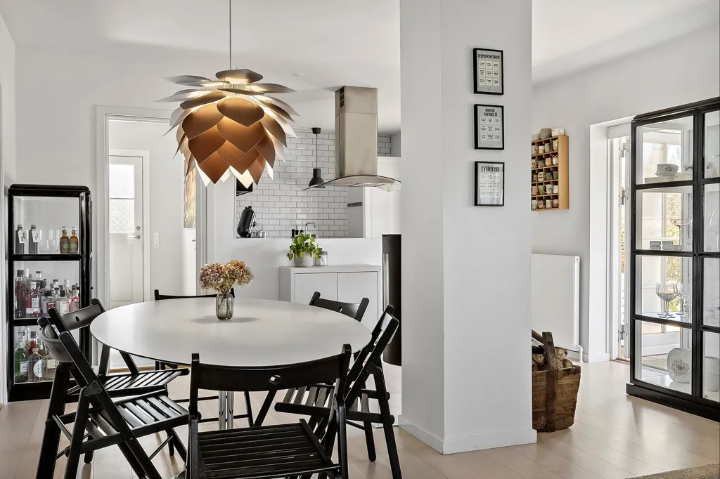 Salle à manger - Modern Villa with Garden in Græsted