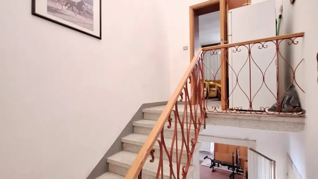 Toad - Restoration-Ready Apartment with Garden in Rovigo