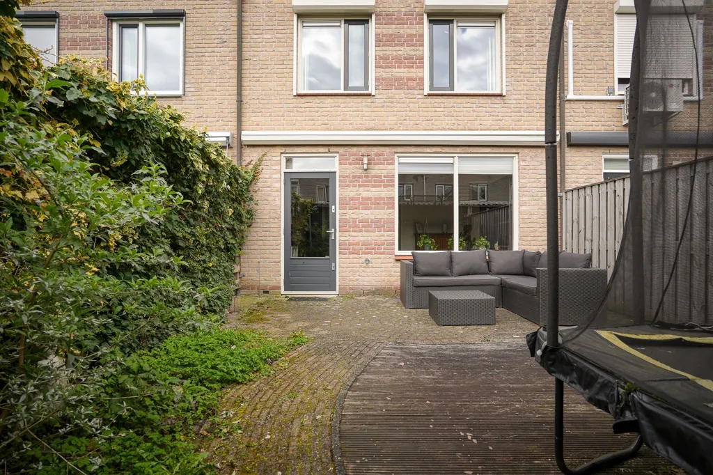 Terrasse - Energetically Efficient Family Home in Culemborg