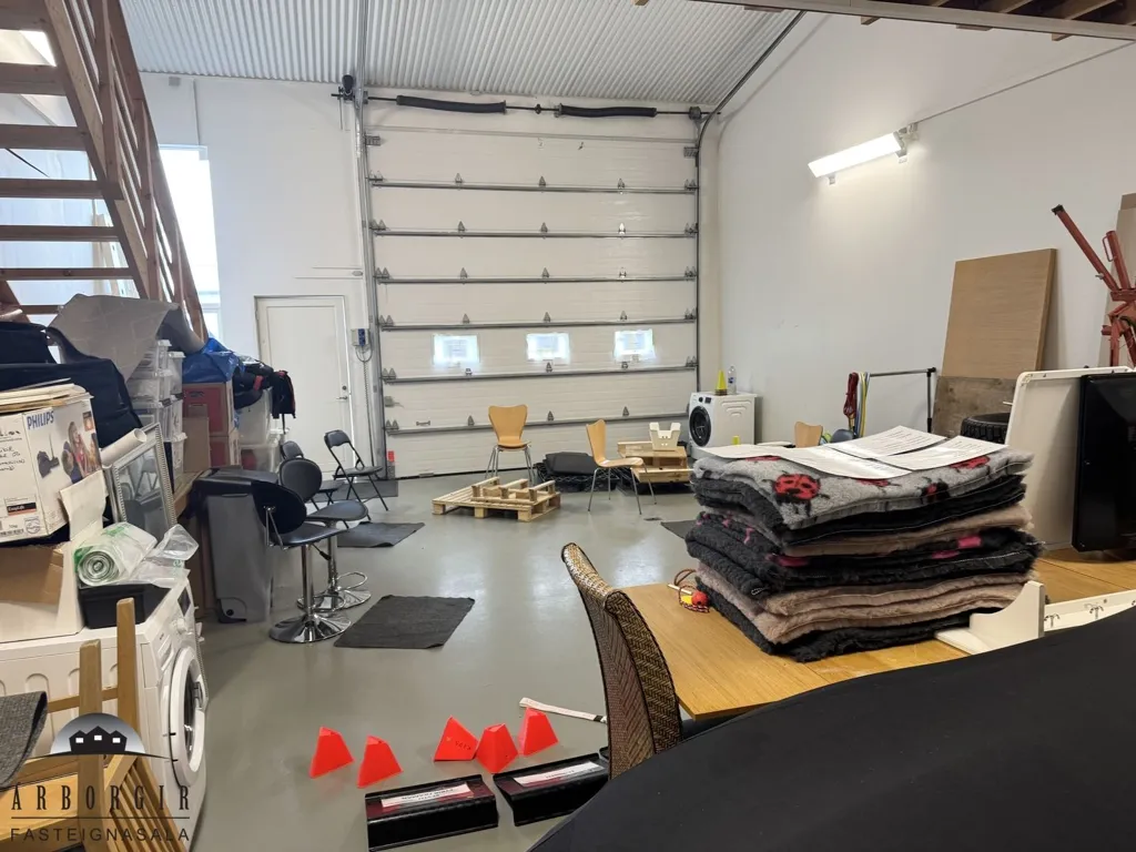 Lavanderia - Warehouse with Attic in Selfoss