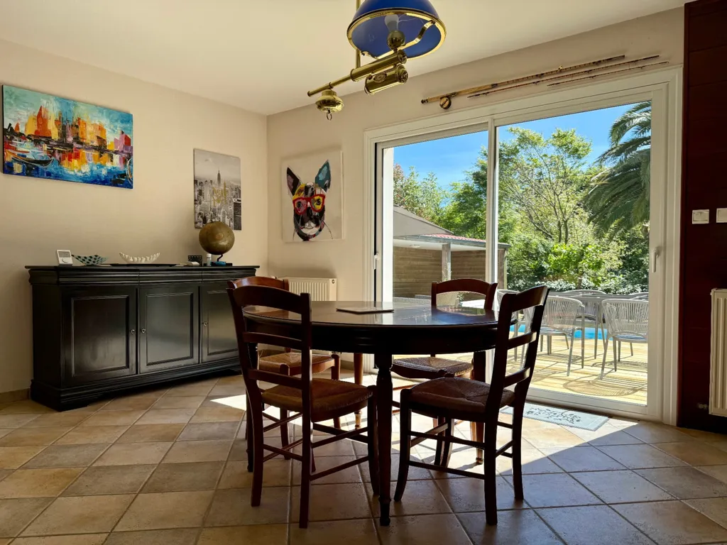 Salle à manger - Maison Familiale avec Piscine à Fouesnant