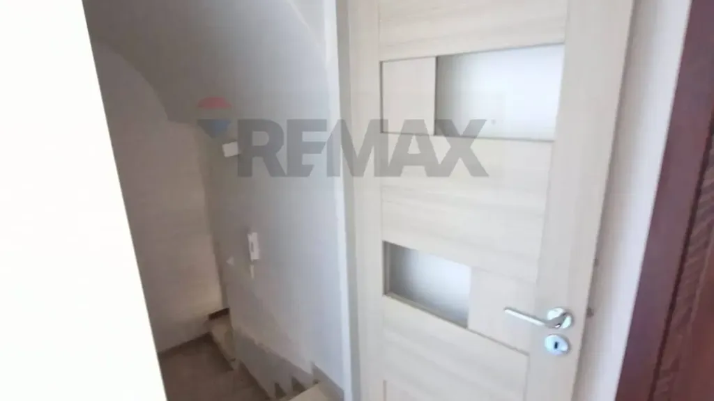 Entrée - Fully Renovated Apartment with Terrace in Terrasini