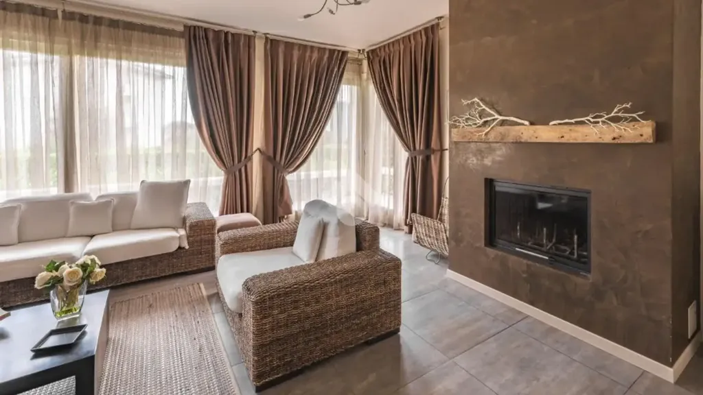 Elutuba - Villa with Pool near Lake Garda