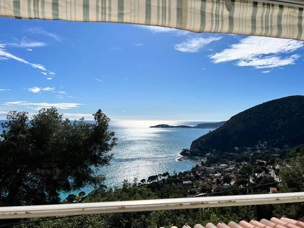 Terrass - Luxury Apartment with Sea View in Èze