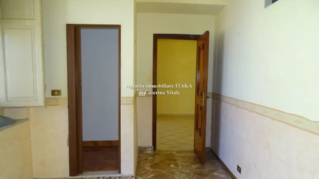 Recibidor - 3-Bedroom Apartment with Balcony in Villabate