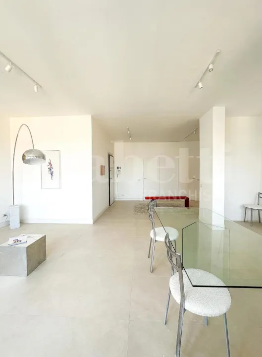 Séjour - Fully Rented Flat with Double Aspect in Milan