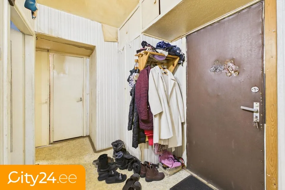 Entrée - 3-Bedroom Flat with Balcony in Iļģuciems