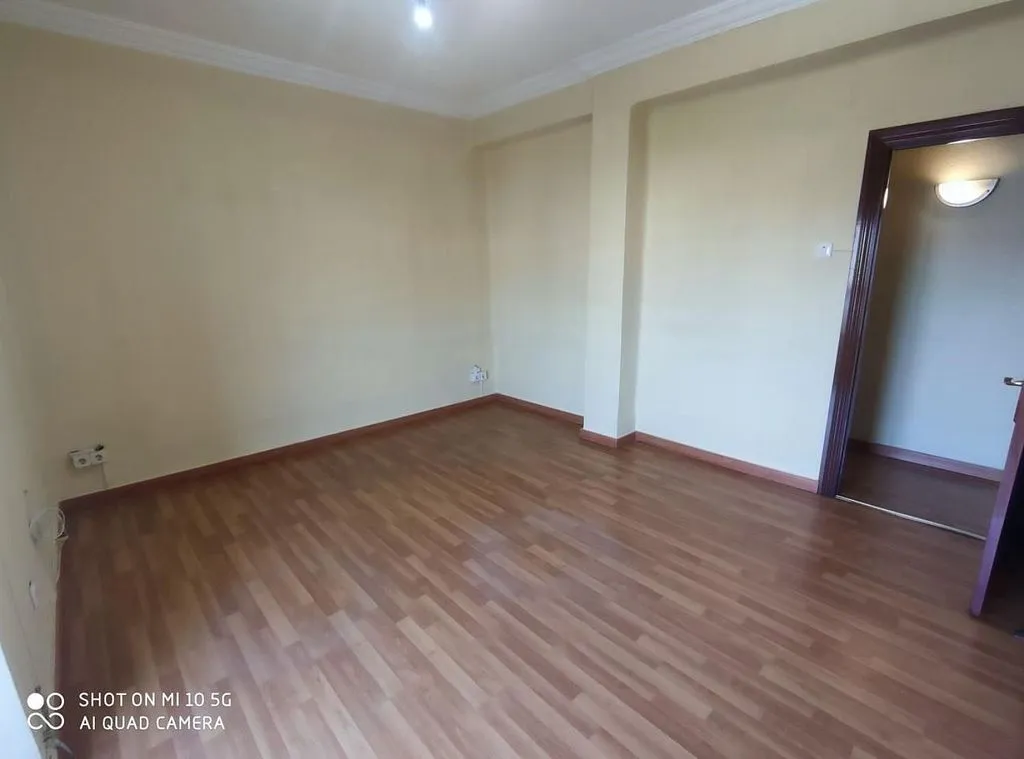 Pièces - Bright Apartment with Balcony in Nervión