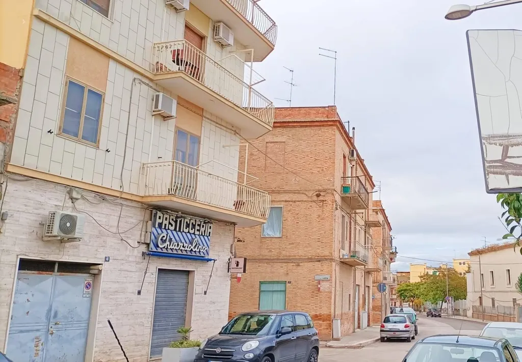 Välivaade - Spacious Apartment with Balcony near Lucera Centre
