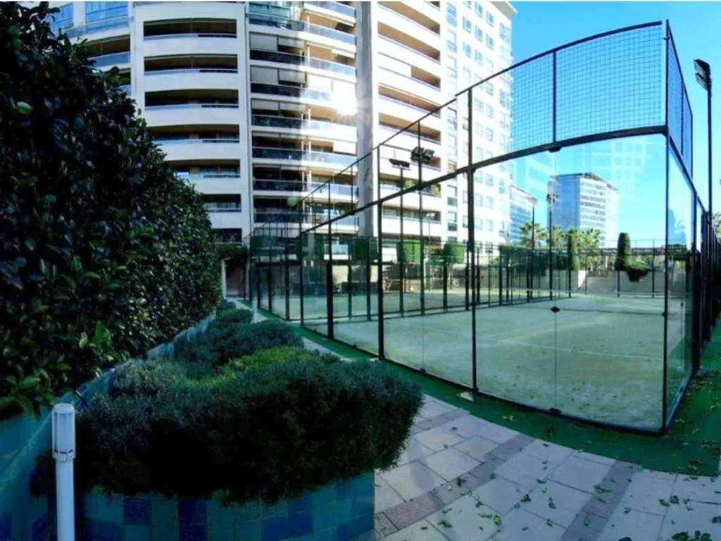 Piscine - Luxury Apartment with Panoramic Views in Barcelona