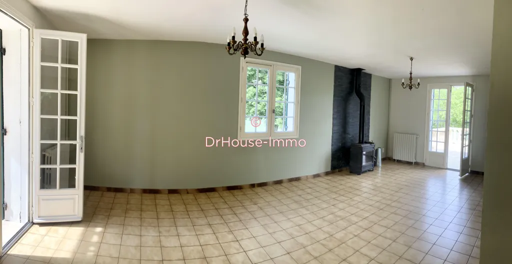 Séjour - Maison de Plain Pied avec Terrain à Cubjac