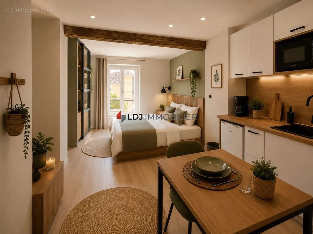 Chambres - Immeuble de Caractère en Rénovation avec Terrasse à Perpignan