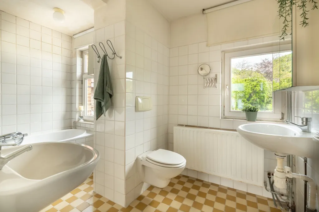 Vannitoad - Characterful Detached House with Garden in Geulle
