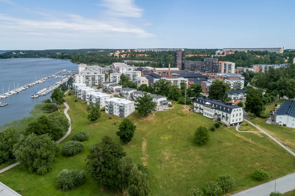 Vue aérienne - Apartment with Balcony in Järfälla