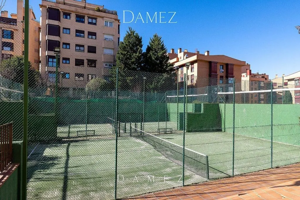 Terrass - Apartment with Pool in San Blas, Madrid