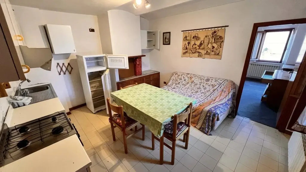 Söögituba - Historic Townhouse with Courtyard in Fabriano