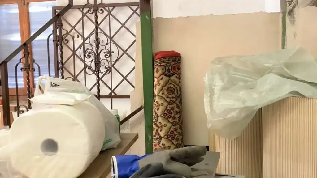 other_room