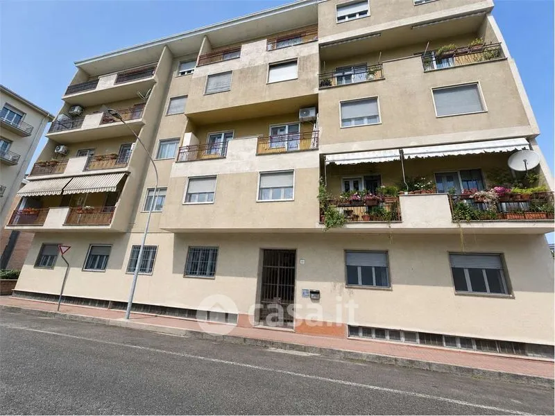 Extérieur - Three-Bedroom Apartment with Balcony in Vercelli
