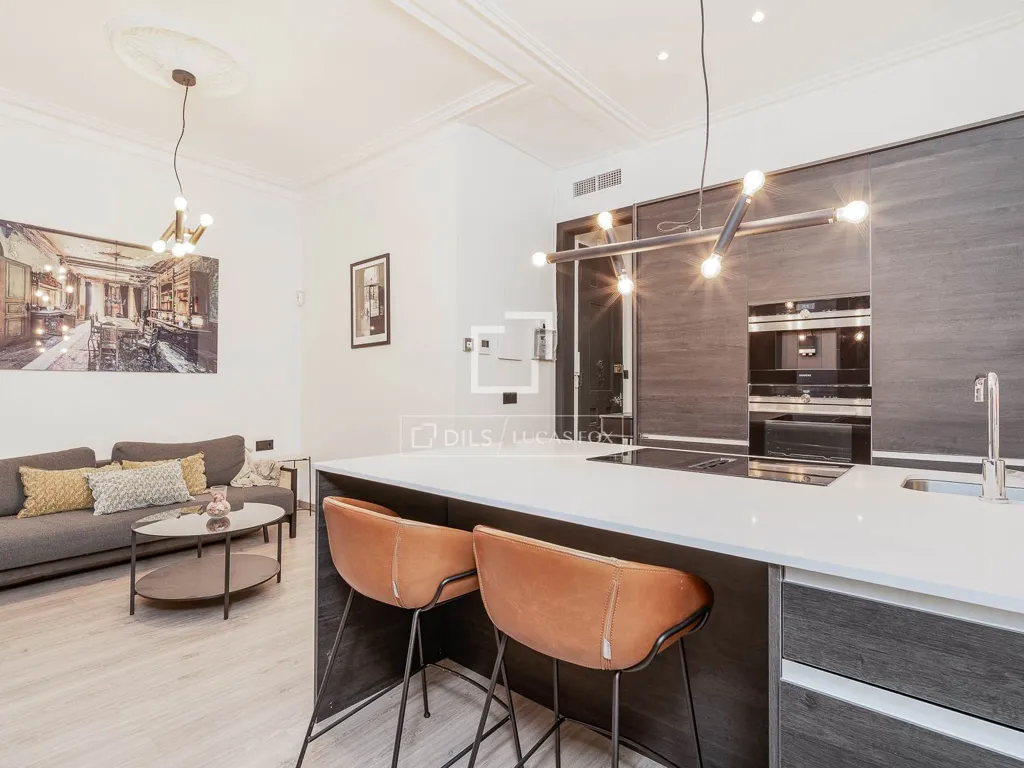 Cuisine - Apartment with Patio in Barcelona's Gothic Quarter