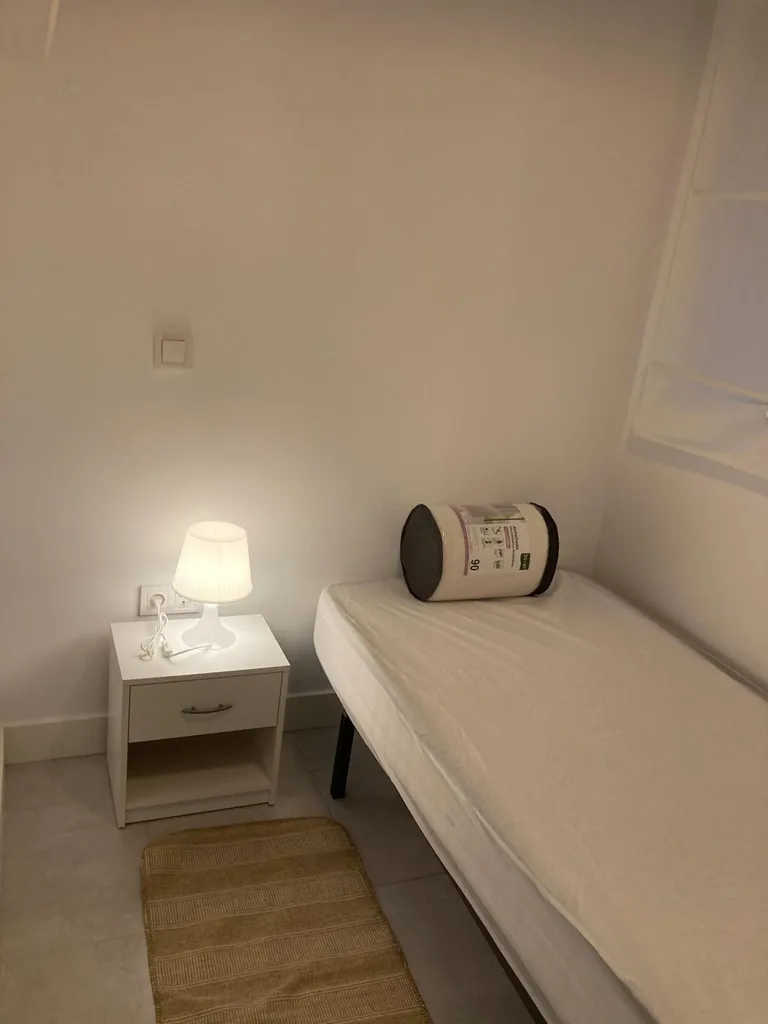 Chambres - Refurbished Flat with Lift in Vallehermoso, Madrid