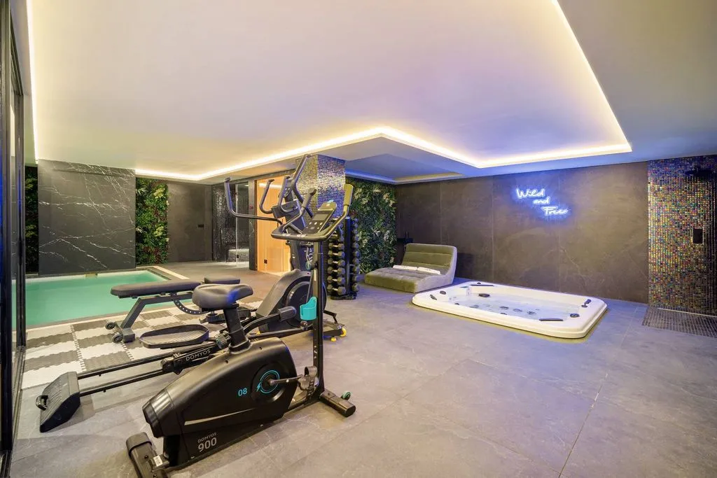 Pièces - Luxury Villa with Infinity Pool in Marbella