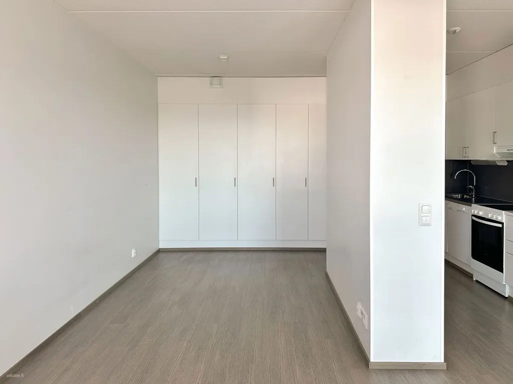 Cuisine - Studio Apartment with Glazed Balcony in Rastila