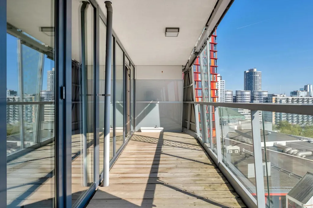 Balcon - Galerie Flat with Skyline View in Rotterdam