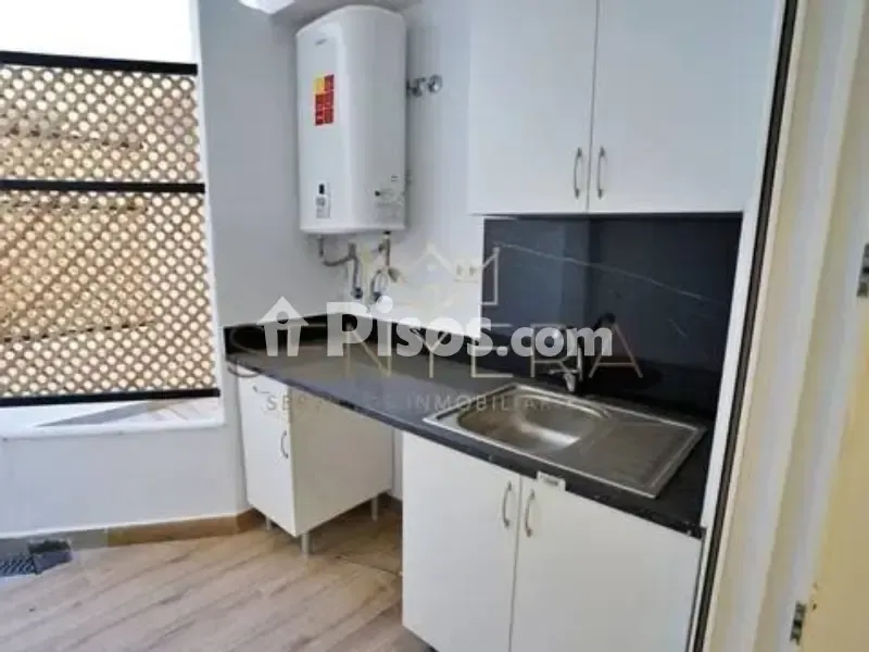 Cuisine - Modern Flat with Terrace in Patraix, Valencia