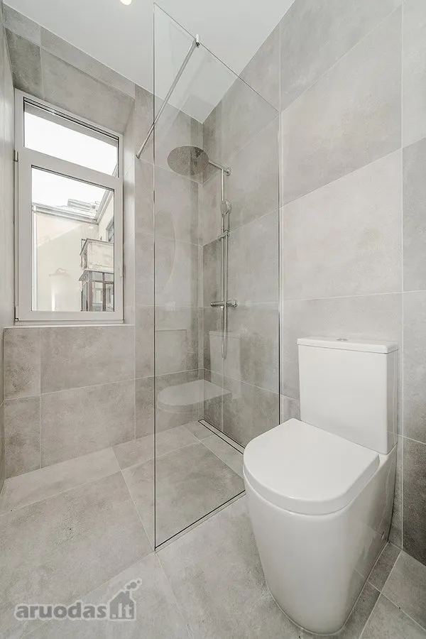 Bathrooms - 2-Bedroom Apartment with Balcony in Kaunas Centre